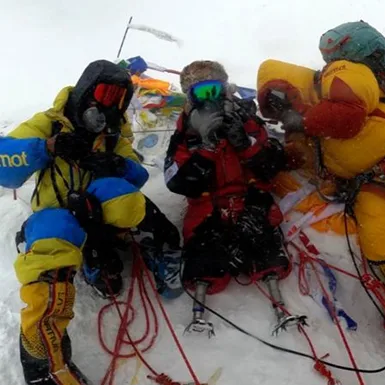 Why was Mount Everest so deadly this year?